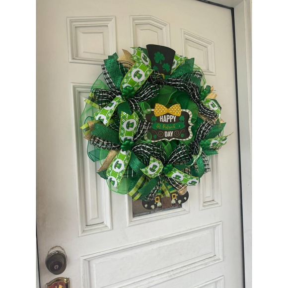 Happy Saint Patrick’s Day Leprechauns Mesh Ribbon Wreath Door Hanger - Picture 8 of 9